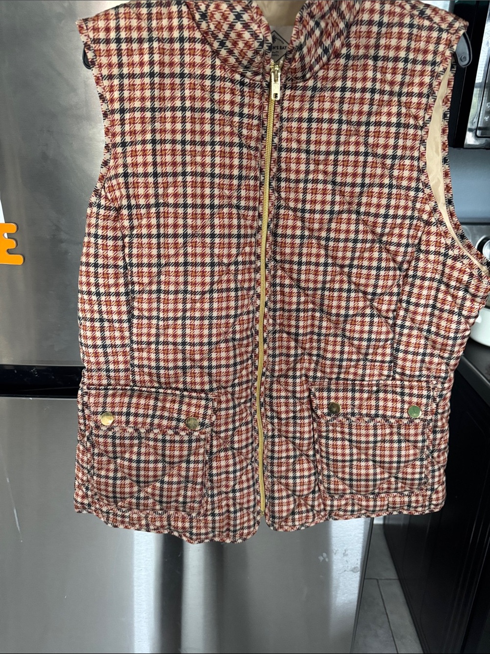 Women’s Quilted Plaid Vest - Red & Beige
